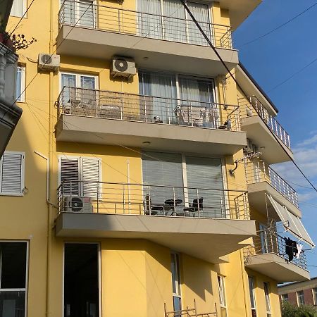 White Luxury Daire Shkodër Dış mekan fotoğraf