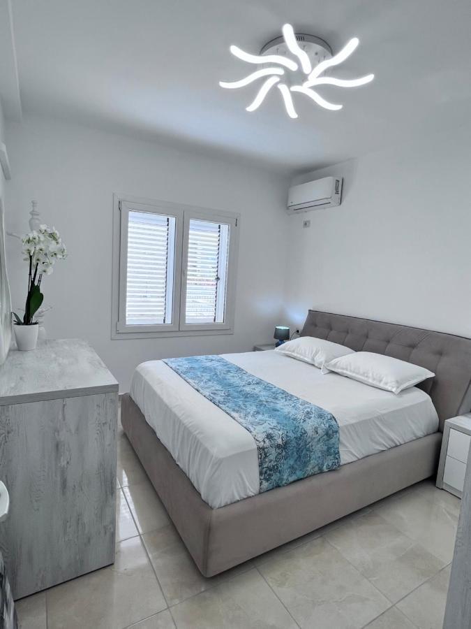 White Luxury Daire Shkodër Dış mekan fotoğraf