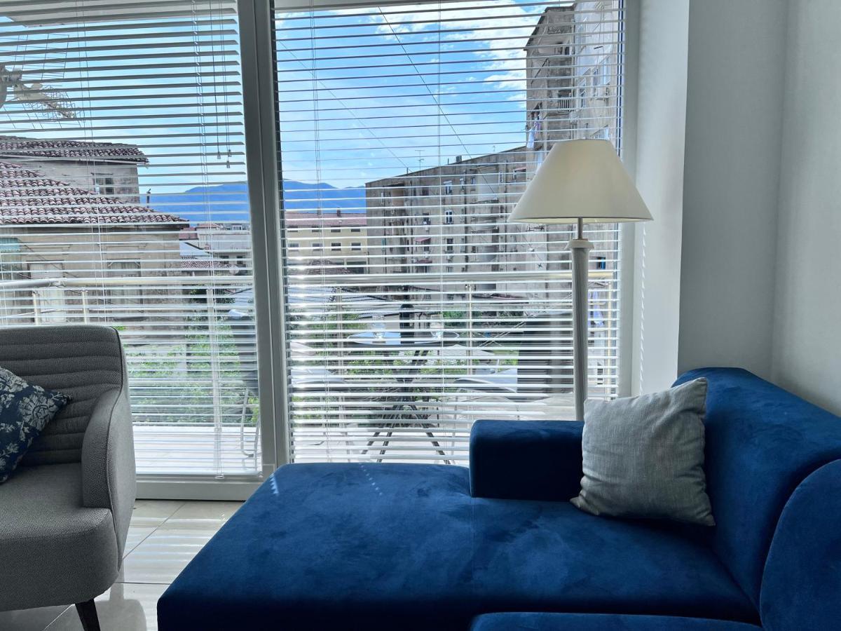 White Luxury Daire Shkodër Dış mekan fotoğraf