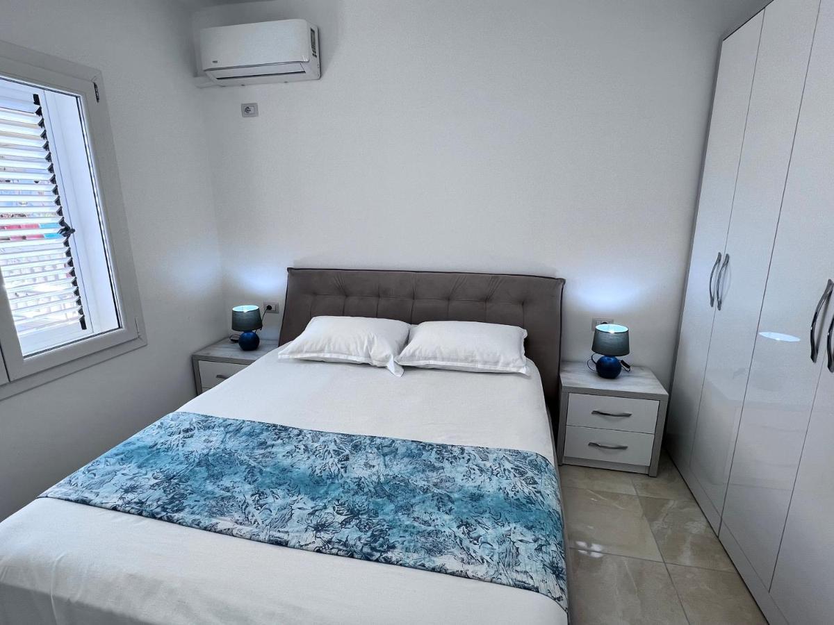 White Luxury Daire Shkodër Dış mekan fotoğraf