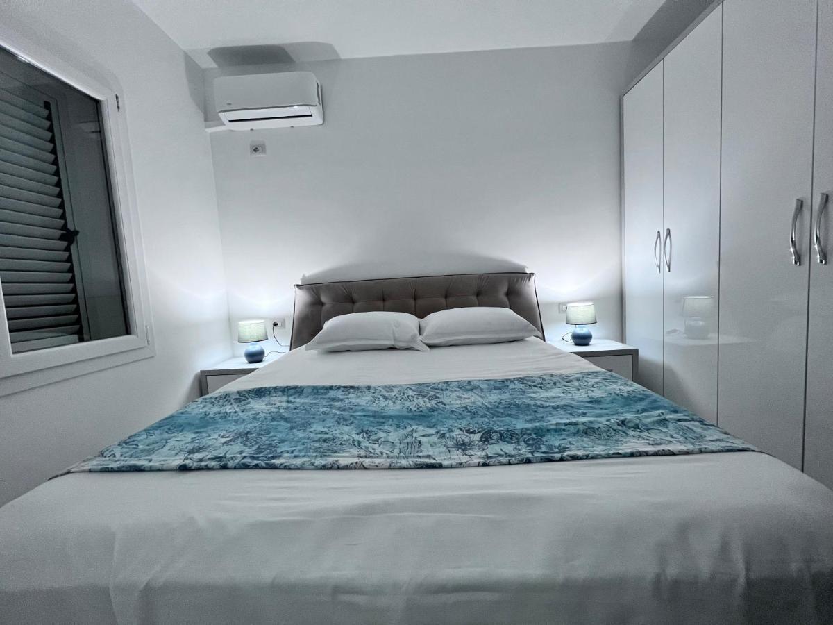 White Luxury Daire Shkodër Dış mekan fotoğraf